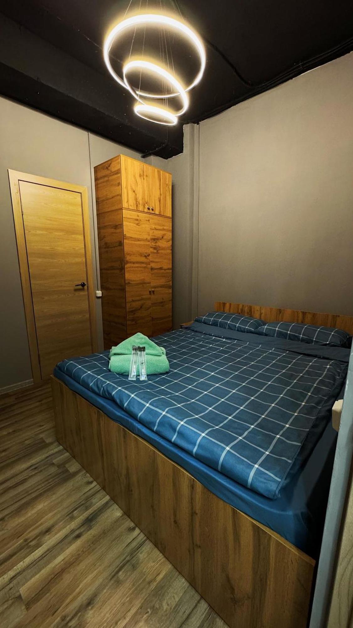 Hostel Kochevnik Capsule Hotel Алмати Екстер'єр фото