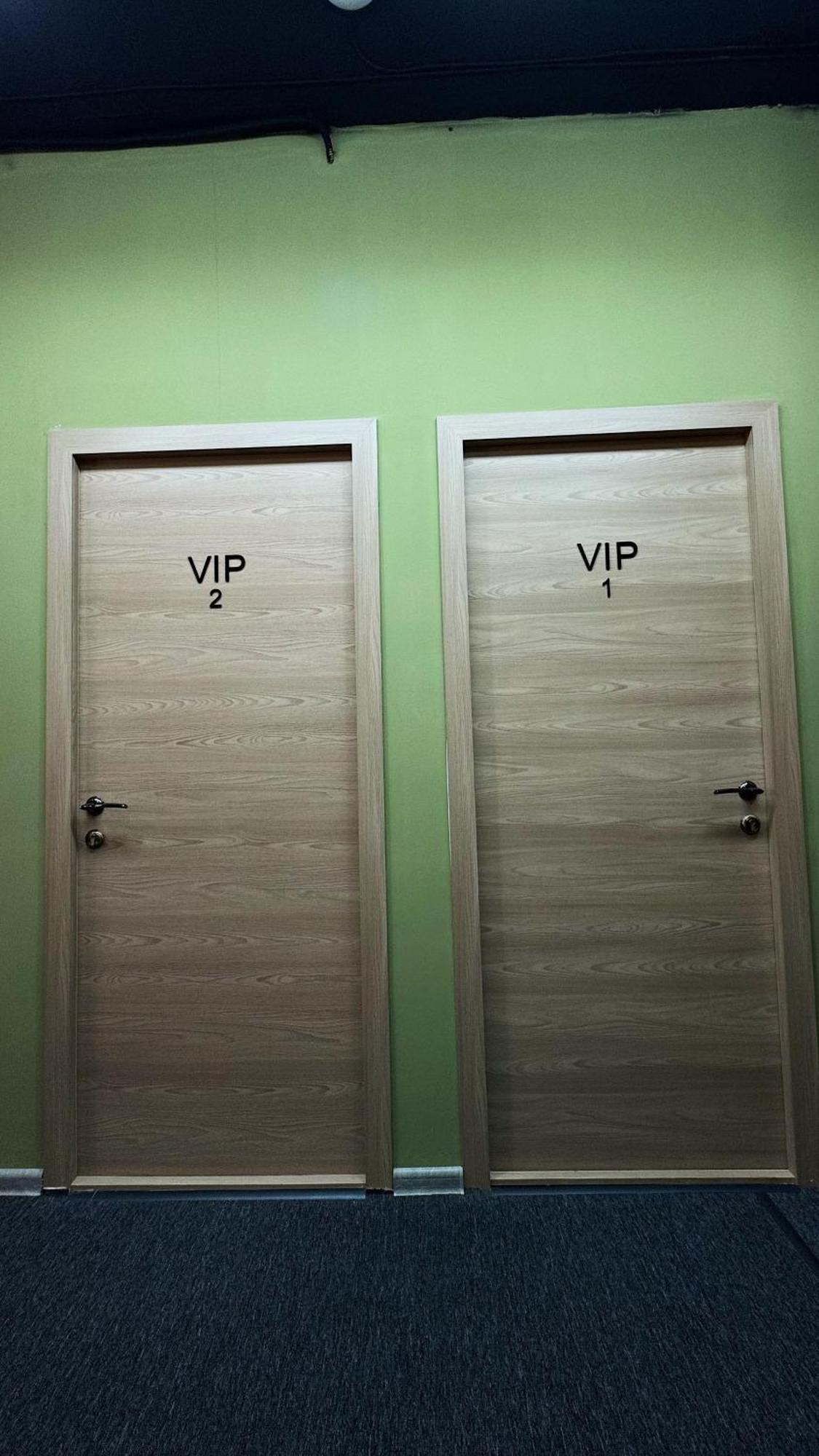 Hostel Kochevnik Capsule Hotel Алмати Екстер'єр фото
