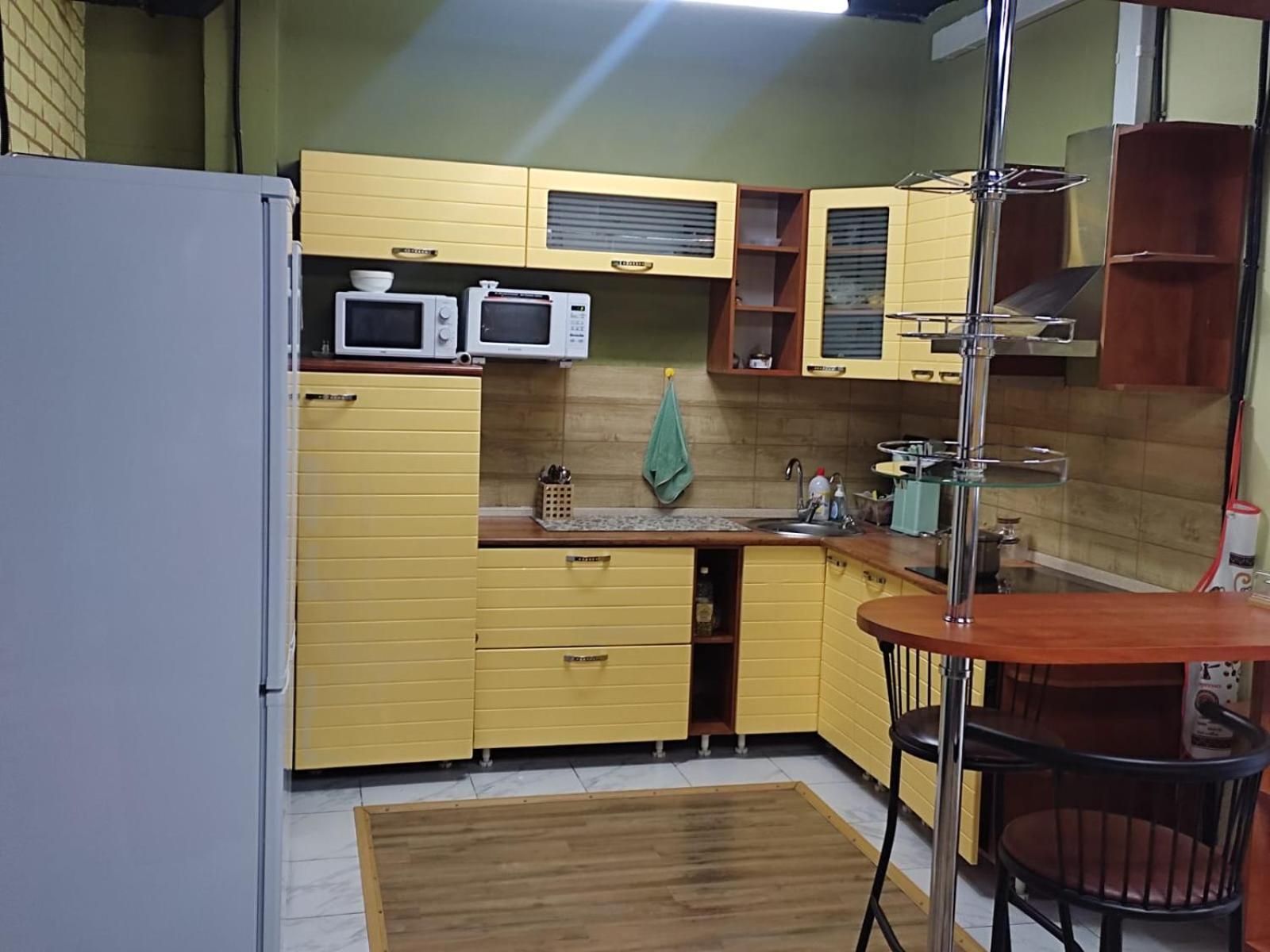 Hostel Kochevnik Capsule Hotel Алмати Екстер'єр фото
